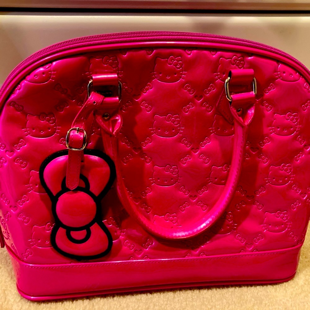 Hello kitty loungefly pink bag